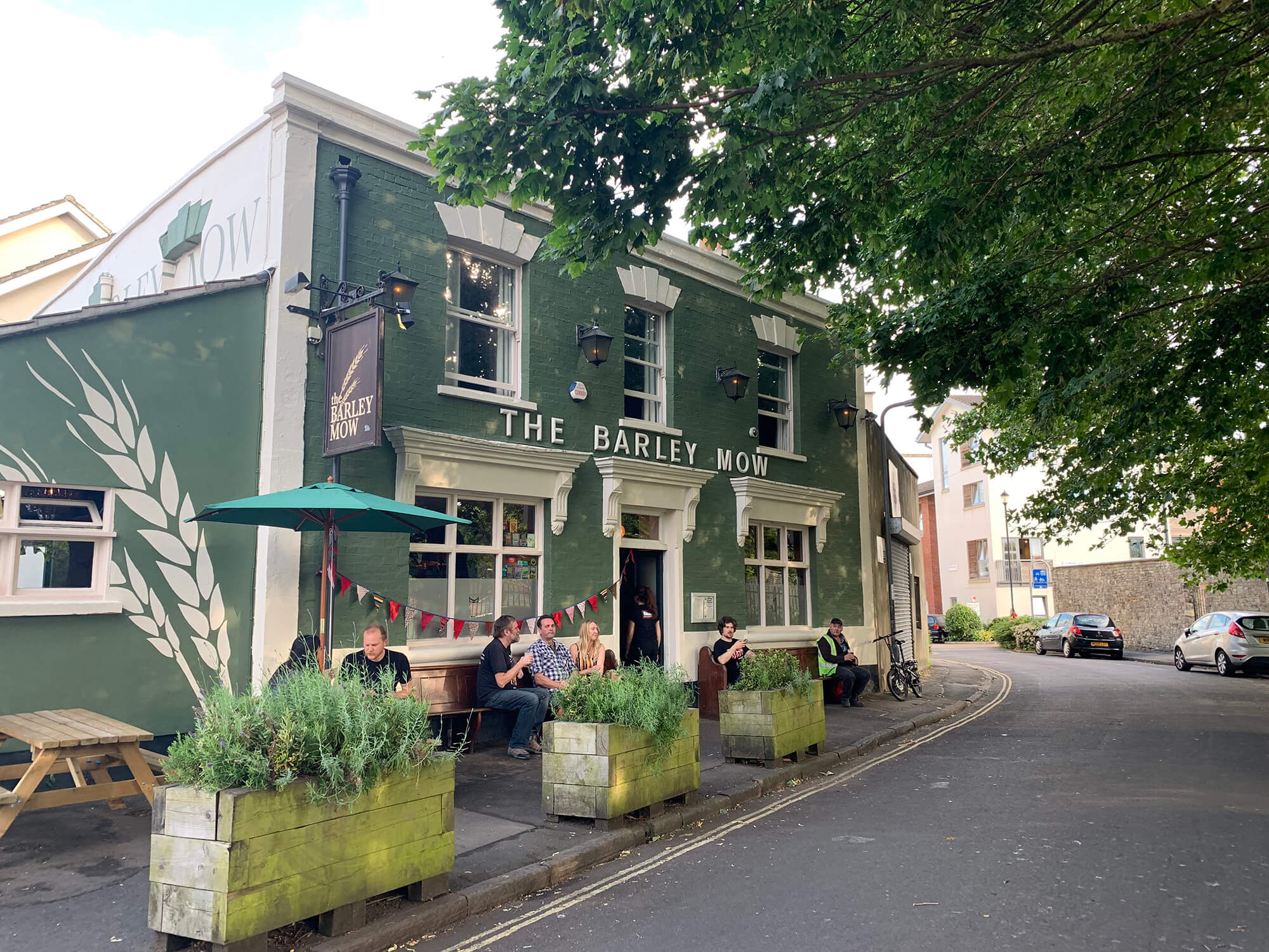 The Barley Mow - Bristol dog friendly - Bristol Barkers