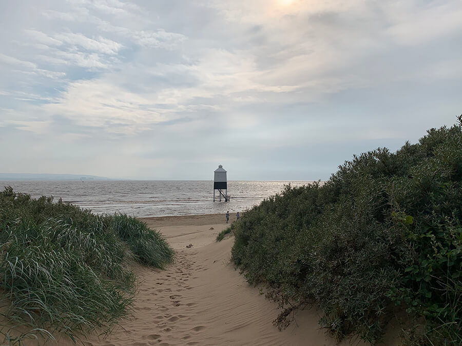 is burnham beach dog friendly